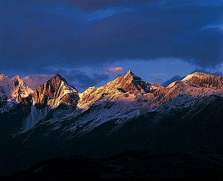 KK对战平台新图来袭！兄弟喊你来开黑，称霸天下爽爽爽